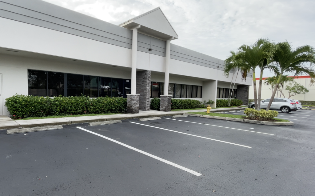 Davie Learning Center exterior